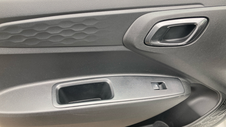 Hyundai i10 1.0 MPi Premium 5dr Petrol Hatchback